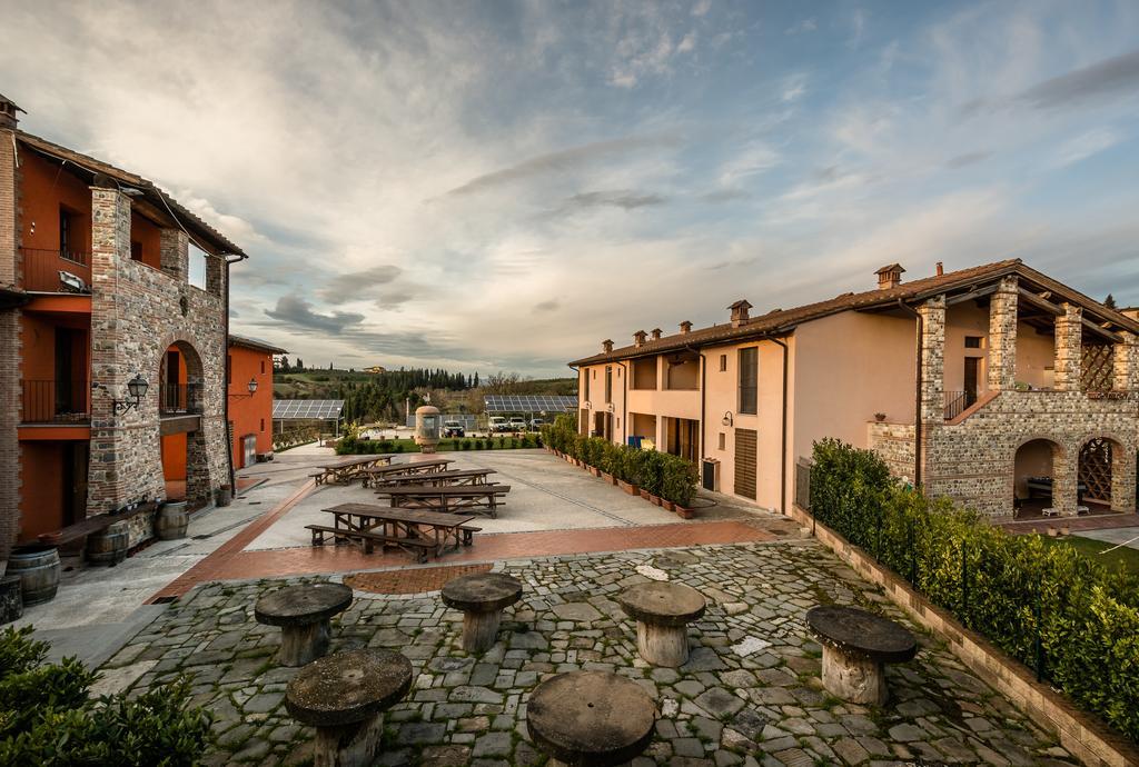 Agriturismo Borgo Stella Монтеспертоли Екстериор снимка