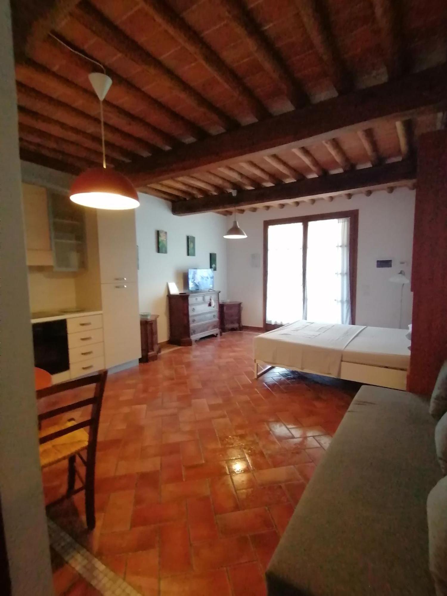 Agriturismo Borgo Stella Монтеспертоли Екстериор снимка