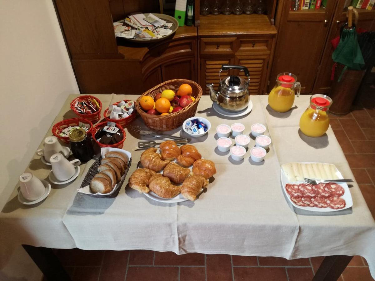 Agriturismo Borgo Stella Монтеспертоли Екстериор снимка