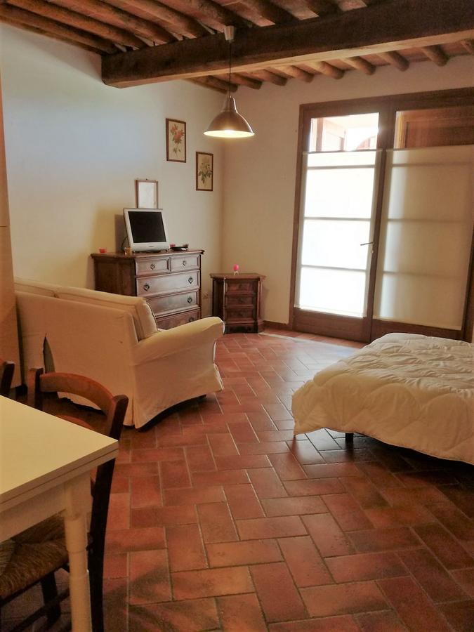 Agriturismo Borgo Stella Монтеспертоли Екстериор снимка
